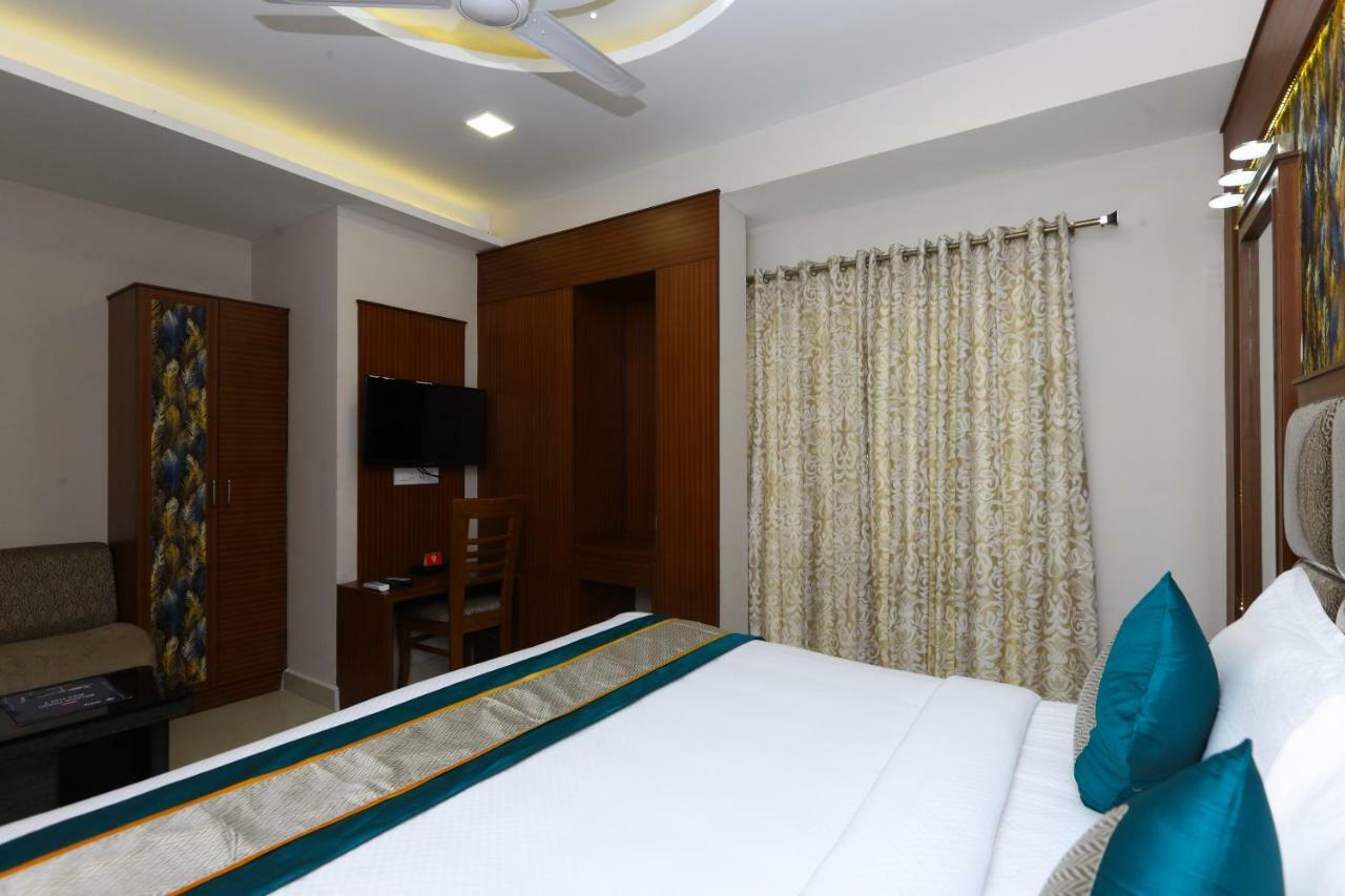 Oyo Flagship 486 Nungambakkam-Greams Road-Apollo Hospital Hotel Chennai Ngoại thất bức ảnh